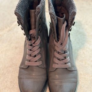 Taupe combat boots